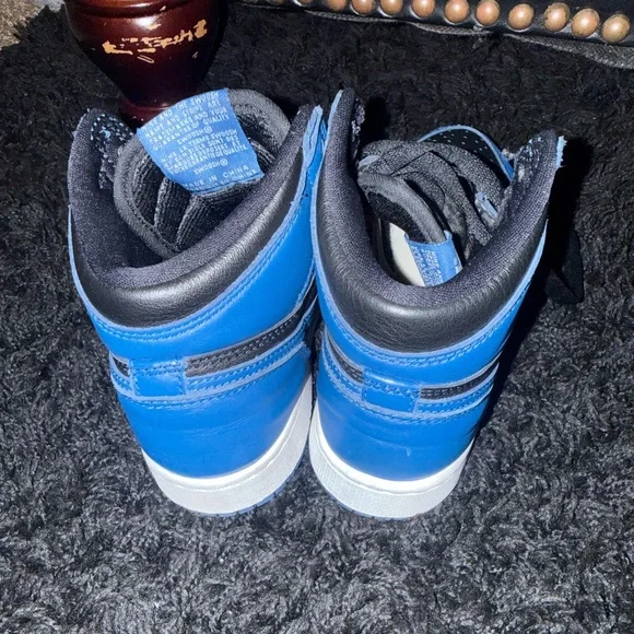 Jordan 1 Retro High OG Dark Marina Blue GS - Picture 3 of 5